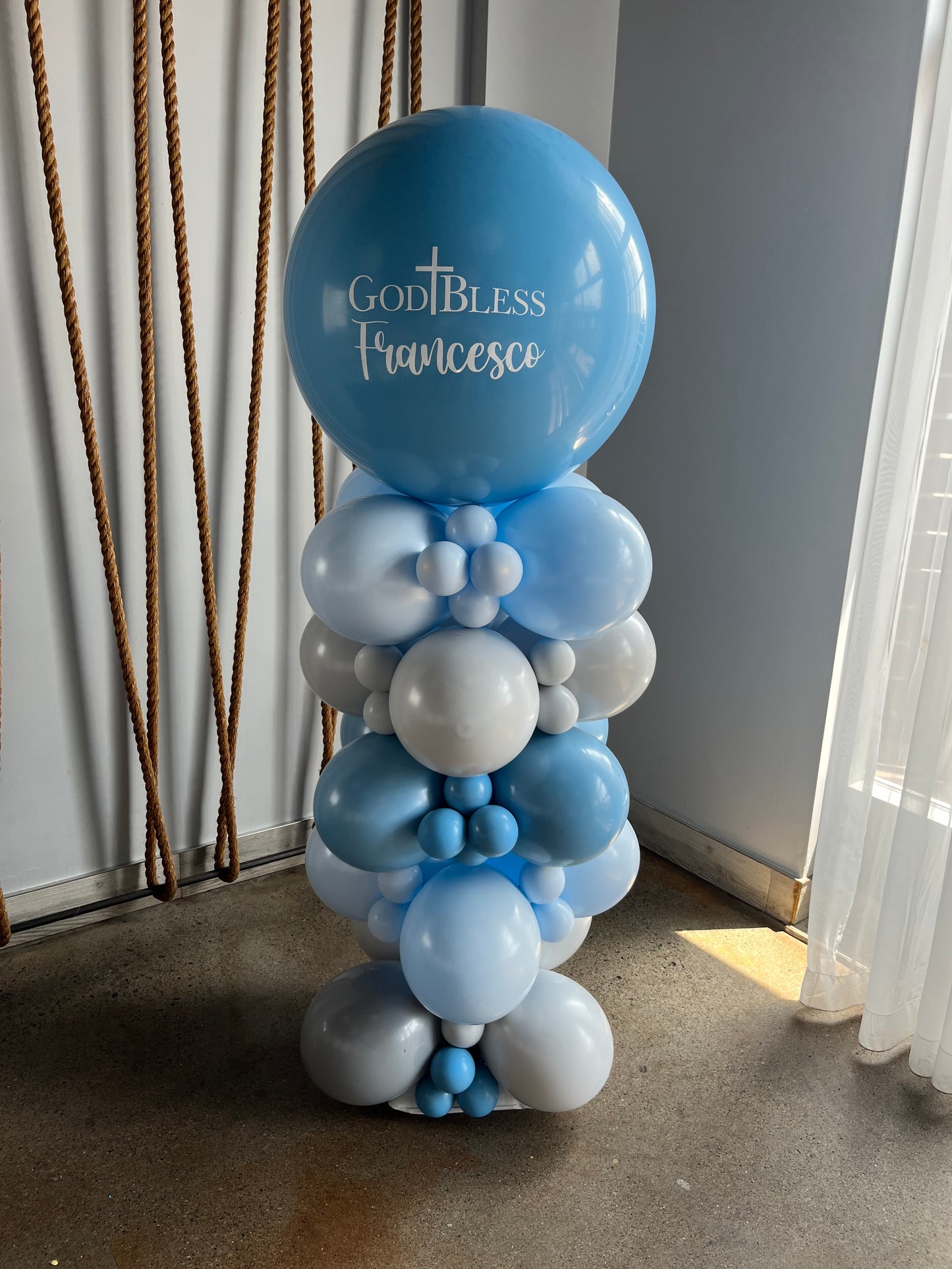 Balloon Column